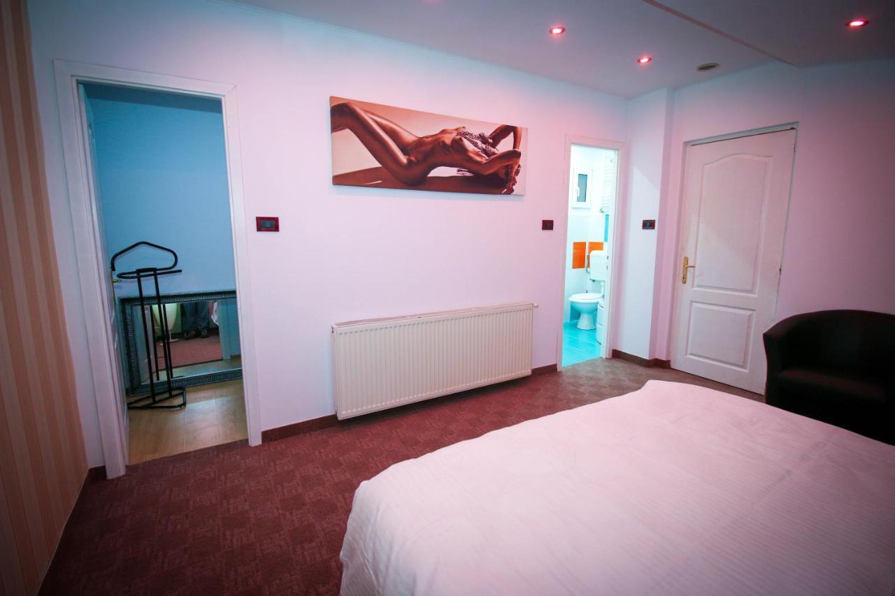 Karma Luxury Room Bucharest Exterior photo