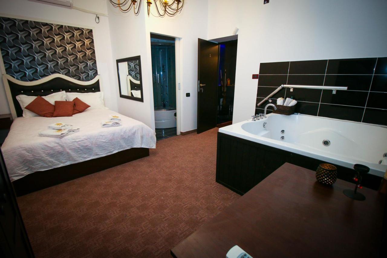 Karma Luxury Room Bucharest Exterior photo