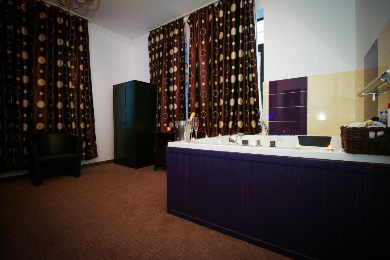Karma Luxury Room Bucharest Exterior photo